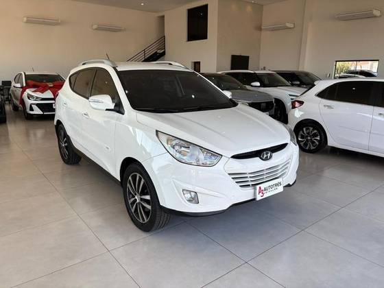 HYUNDAI IX35 2.0 MPFI GLS 16V FLEX 4P AUTOMÁTICO HYUNDAI IX35 2.0 MPFI GLS 16V FLEX 4P AUTOMÁTICO